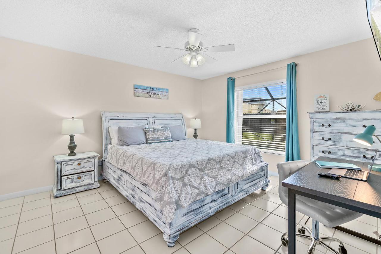 Serene Seaside Retreat - Dog Friendly - 2Br Townhouse With Shared Heated Pool Steps To Paradise Beach! Melbourne Luaran gambar