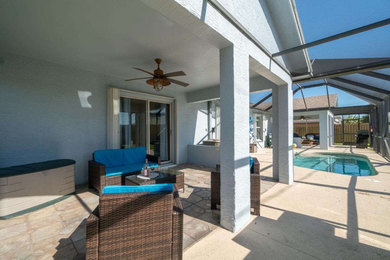 Serene Seaside Retreat - Dog Friendly - 2Br Townhouse With Shared Heated Pool Steps To Paradise Beach! Melbourne Luaran gambar