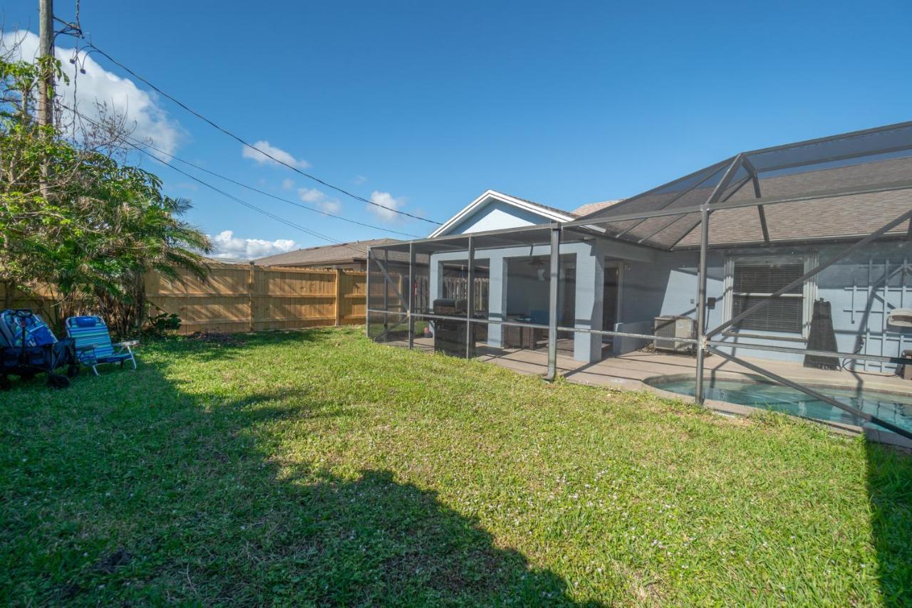 Serene Seaside Retreat - Dog Friendly - 2Br Townhouse With Shared Heated Pool Steps To Paradise Beach! Melbourne Luaran gambar